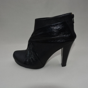 Botine scurte, din piele, cu fermuar la spate - Img 4