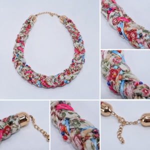 Colier damă împletit cu imprimeu floral și mărgele multicolore