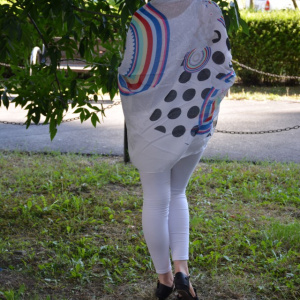 Esarfa de zi din vascoza fina, design multicolor cu buline, flori - Img 4