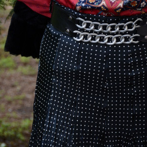 Fusta deosebita, nuanta de negru-alb, design chic cu buline - Img 3