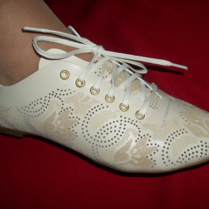 Incaltaminte sport cu perforatii si un design in tendinte, crem - Img 2