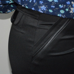 Pantalon casual, culoare neagra, din stofa cu design de dungi - Img 7