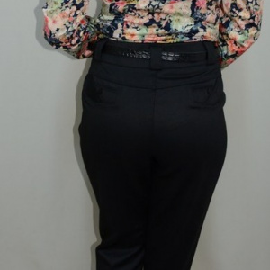 Pantalon in tendinte, nuanta de negru, design interesant sus - Img 5