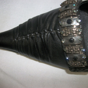 Pantof cu tesatura usor creata, nuanta de negru, toc subtire - Img 2
