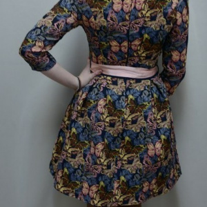 Rochie chic, nuanta de multicolor, design cu fluturi moderni - Img 5