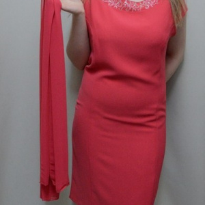 Rochie corai, cu maneca scurta, detalii fine in partea de sus - Img 2