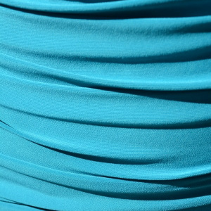 Rochie de culoare turcoaz din material elastic, cambrata pe corp - Img 2