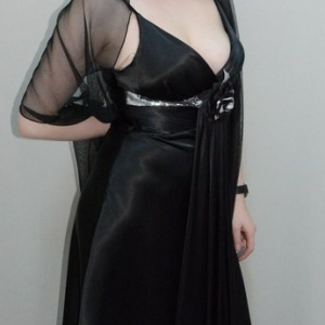 Rochie de ocazie din saten negru, cu decolteu in V, model lung - Img 3