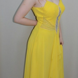 Rochie de ocazie, nuanta galbena, design de volanase in fata - Img 3