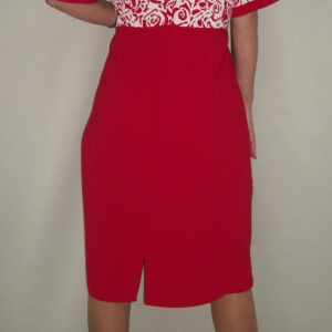 Rochie de ocazie, rosie, masura mare, cu imprimeu floral alb - Img 2