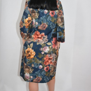 Rochie de zi Fevine cu model floral tip mozaic pe fundal bleumarin - Img 6