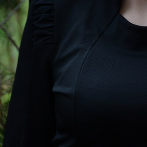 Rochie de zi scurta, de culoare neagra, prevazuta cu decolteu mic - Img 3
