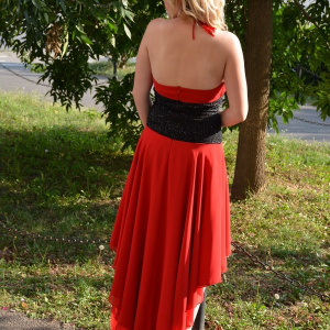 Rochie deosebita de seara, pe rosu cu insertie neagra de paiete - Img 4