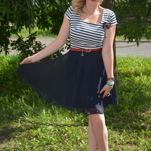 Rochie eleganta cu dungi orizontale, fusta vaporoasa, bleumarin - Img 5