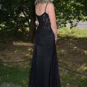 Rochie eleganta lunga,neagra cu inserti dantela - Img 4