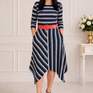 Rochie eleganta Zoey .model cu dungi pepit si croi asimetric,nuanta de bleumarin