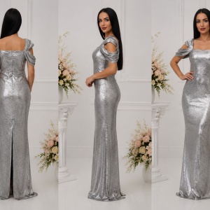 Rochie fashion de culoare argintie, model lung cu decupaje - Img 3