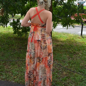 Rochie feminina, de vara, material plisat, pe fundal corai - Img 5