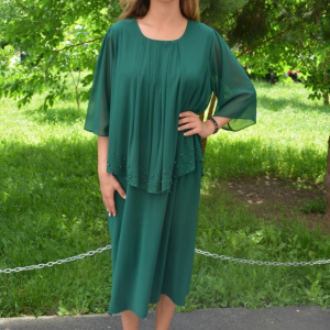 Rochie Hedda verde cu aplicatii de strasuri - Img 2