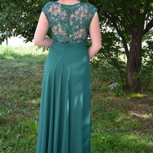 Rochie lunga, de ocazie, din voal verde, cu insertie de dantela - Img 5