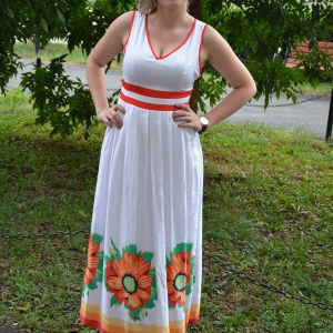 Rochie lunga de zi, culoare alba cu imprimeu de flori si dungi - Img 3