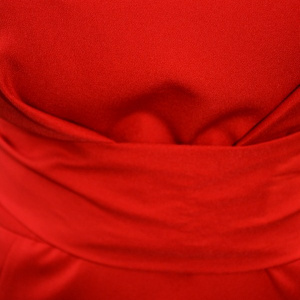 Rochie rafinata, de culoare rosu, maneca lunga, centura in talie - Img 3