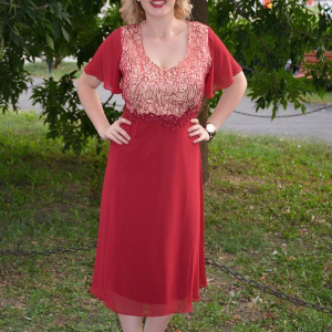 Rochie scurta de ocazie, de culoare marsala, cu croi usor evazat - Img 4