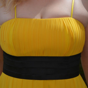 Rochie seducatoare , de culoare galbena - Img 4