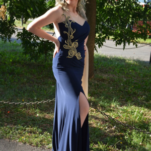 Rochie spectaculoasa lunga, bleumarin, plasa crem si trena discreta - Img 4