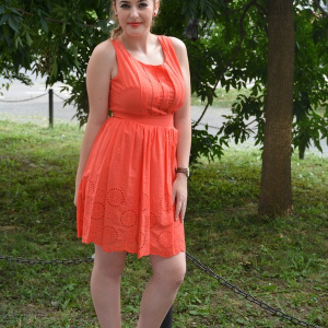Rochie tinereasca din bumbac, culoare corai, model scurt, lejer - Img 3