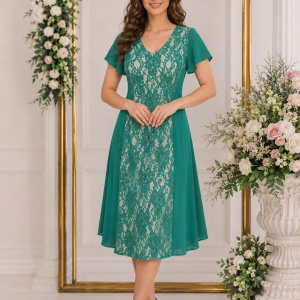 Rochie verde de ocazie, masura mare, cu insertie de dantela