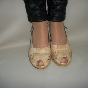 Sanda de vara, cu talpa tip pana, disponibil in bej sau negru - Img 3