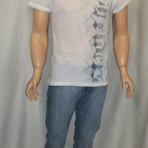 Tricou barbatesc, pe nuanta gri, cu imprimeu gri tip litere - Img 2