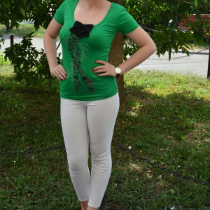 Tricou cu maneca scurta, verde cu insertie de strasuri si margele - Img 6