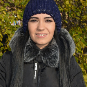 Caciula simpla de iarna, culoare bleumarin cu design argintiu - Img 2