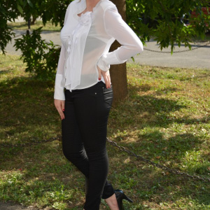 Camasa alba cu un model elegant, din material transparent - Img 4
