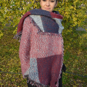 Esarfa deosebita cu fir argintiu in tesatura si un design colorat - Img 4