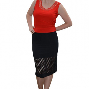 Fusta eleganta de culoare neagra, design rafinat de decupaje - Img 1