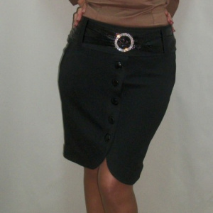 Fusta eleganta, neagra, cu design petrecut, accesorizata cu nasturi - Img 4