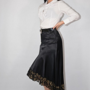 Fusta fashion, nuanta de negru, insertii de fir auriu jos - Img 8