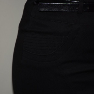 Fusta neagra, din material de calitate si curea atasata - Img 4