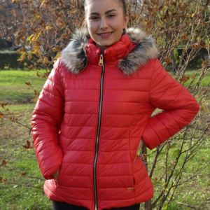 Jacheta calduroasa de toamna-iarna cu gluga detasabila,nuanta de rosu - Img 3