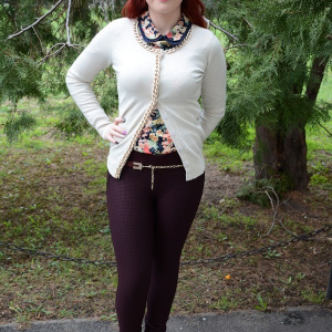 Pantalon casual, nuanta de visiniu, buzunare apretate - Img 2