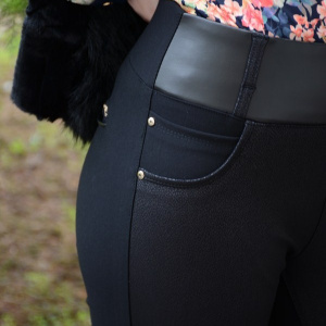 Pantalon casual, nuanta neagra, confectionat din material elastic - Img 3