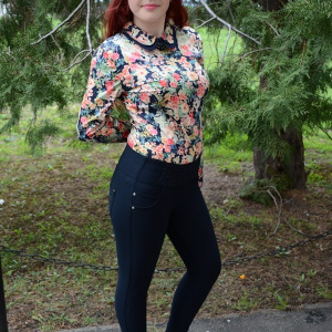 Pantalon fashion, de culoare bleumarin, strasuri aplicate - Img 3
