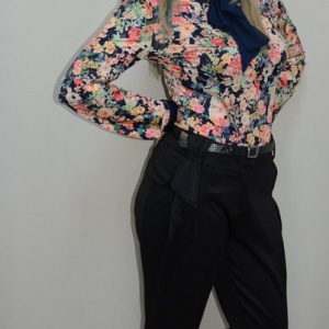 Pantalon in tendinte, nuanta de negru, design interesant sus - Img 6