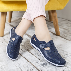 Pantif bleumarin , comozi din piele perforati cu bareta - Img 6