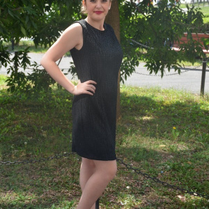 Rochie cu un croi simplu, neagra, mini - Img 3