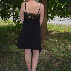 Rochie de banchet, de culoare neagra-aurie, scurta - Img 5