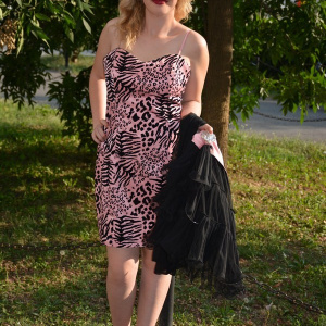 Rochie de seara scurta, animal-print, o parte detasabilla, roz cu negru - Img 6